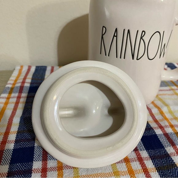Rainbow Mug with Lid - Rae Dunn - NWOT never used - Picture 7 of 9